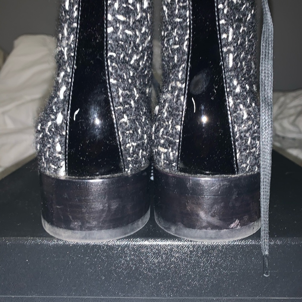 Authentic & Rare Chanel Tweed Boots - Picture 4 of 13